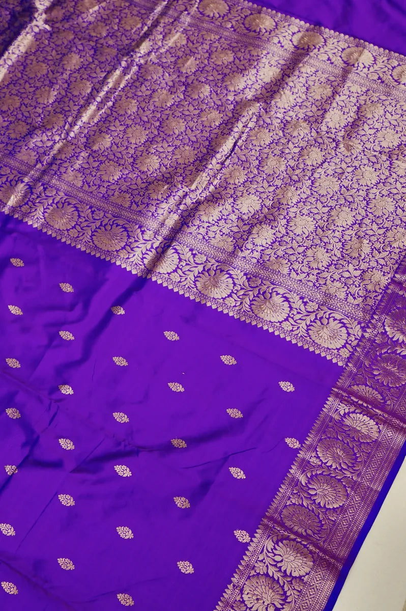 Laxmi_Sarees_Varanasi_0011021494