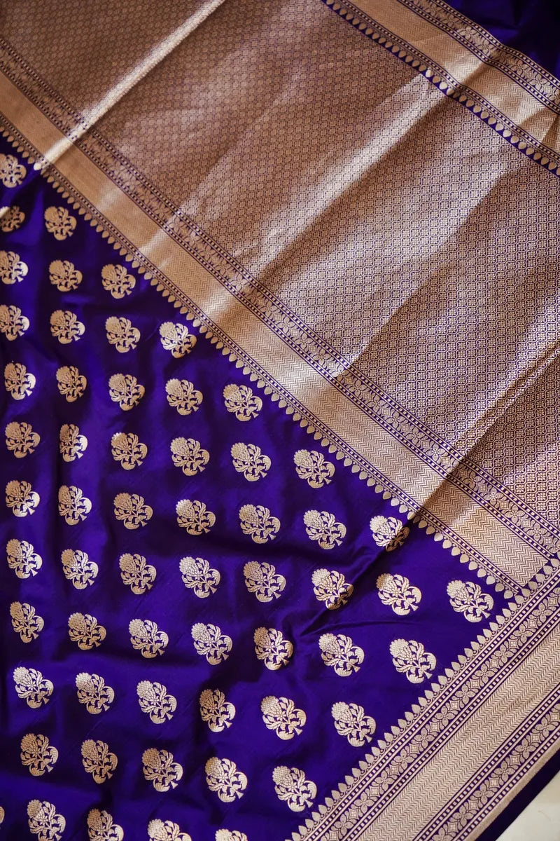 Laxmi_Sarees_Varanasi_0011030701