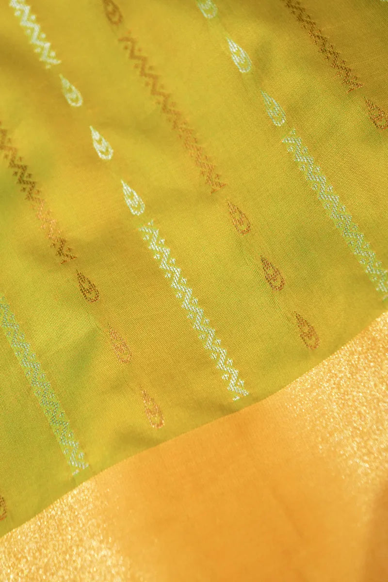 Laxmi_Sarees_Varanasi_0011117769