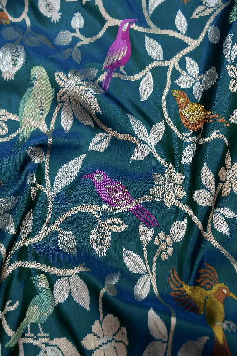 Laxmi_Sarees_Varanasi_0011131173