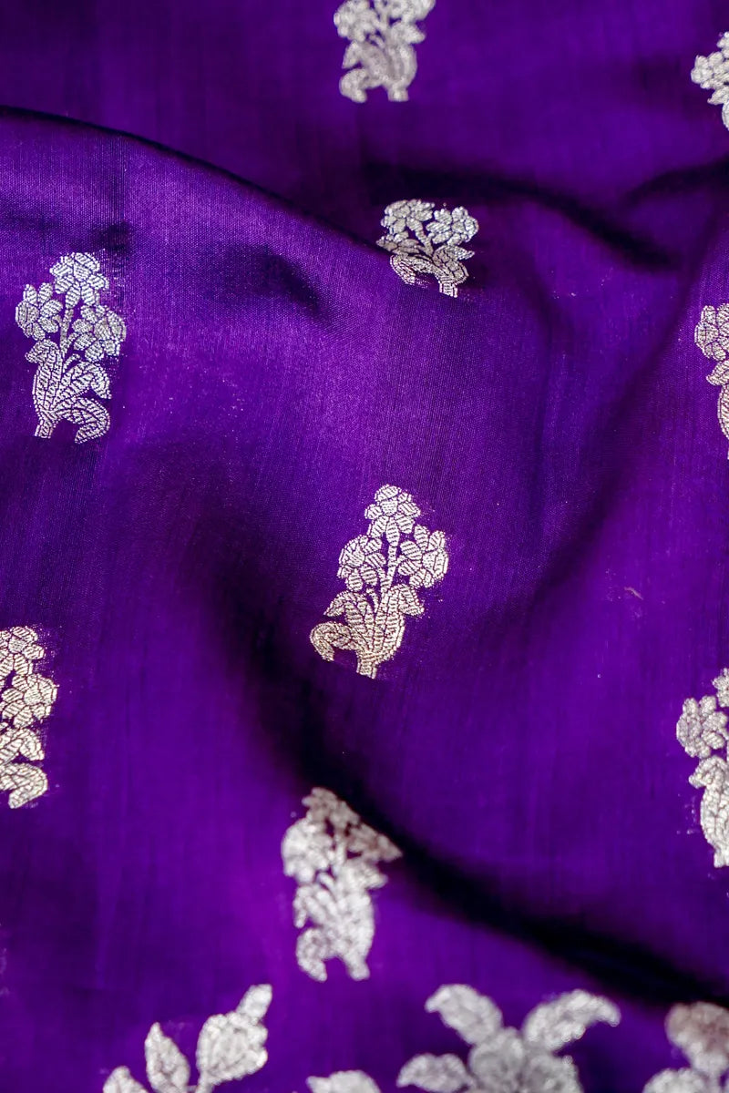 Laxmi_Sarees_Varanasi_0011163444