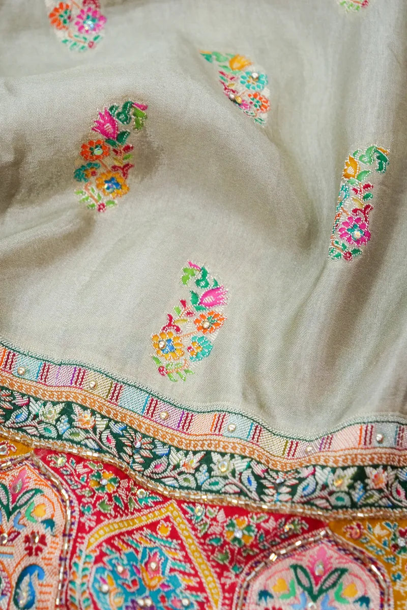 Laxmi_Sarees_Varanasi_0011171186