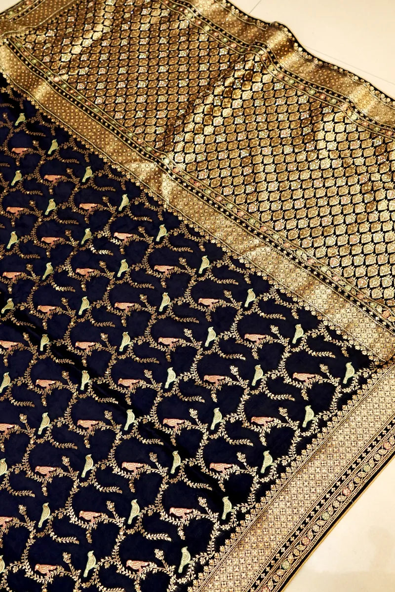 Laxmi_Sarees_Varanasi_001920275
