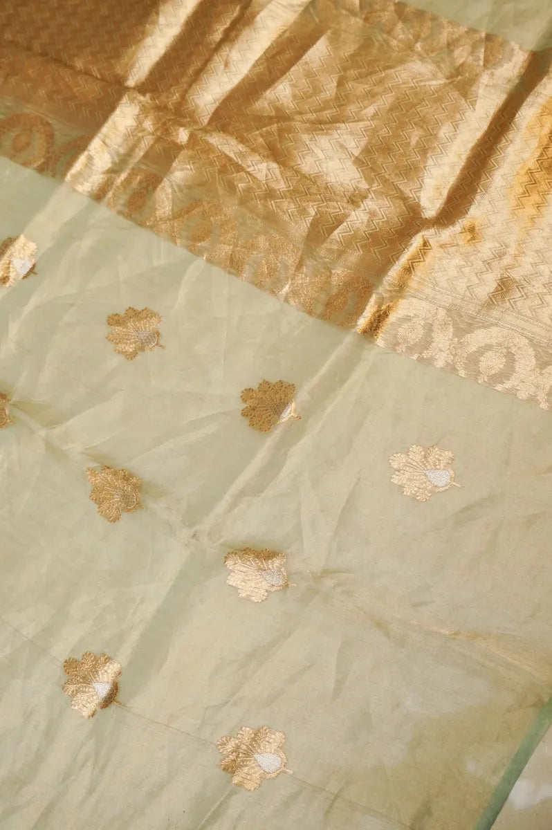 Laxmi_Sarees_Varanasi_001943808