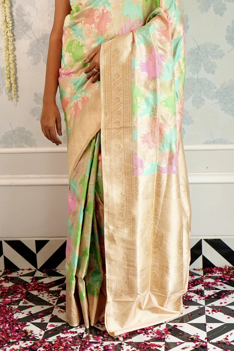 Laxmi_Sarees_Varanasi_001995137