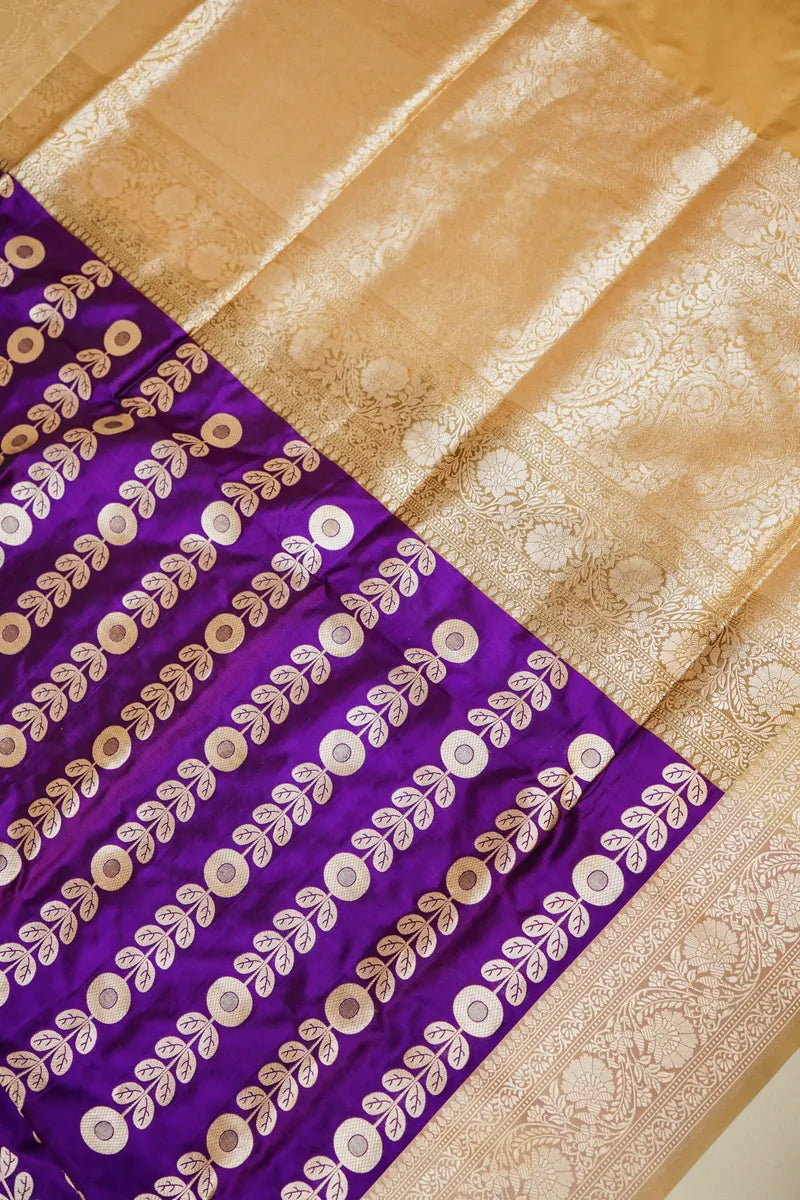 Laxmi_Sarees_Varanasi_002128623