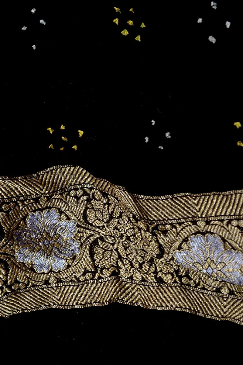 Laxmi_Sarees_Varanasi_0011015717