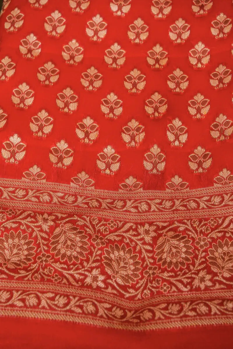 Laxmi_Sarees_Varanasi_0011016256