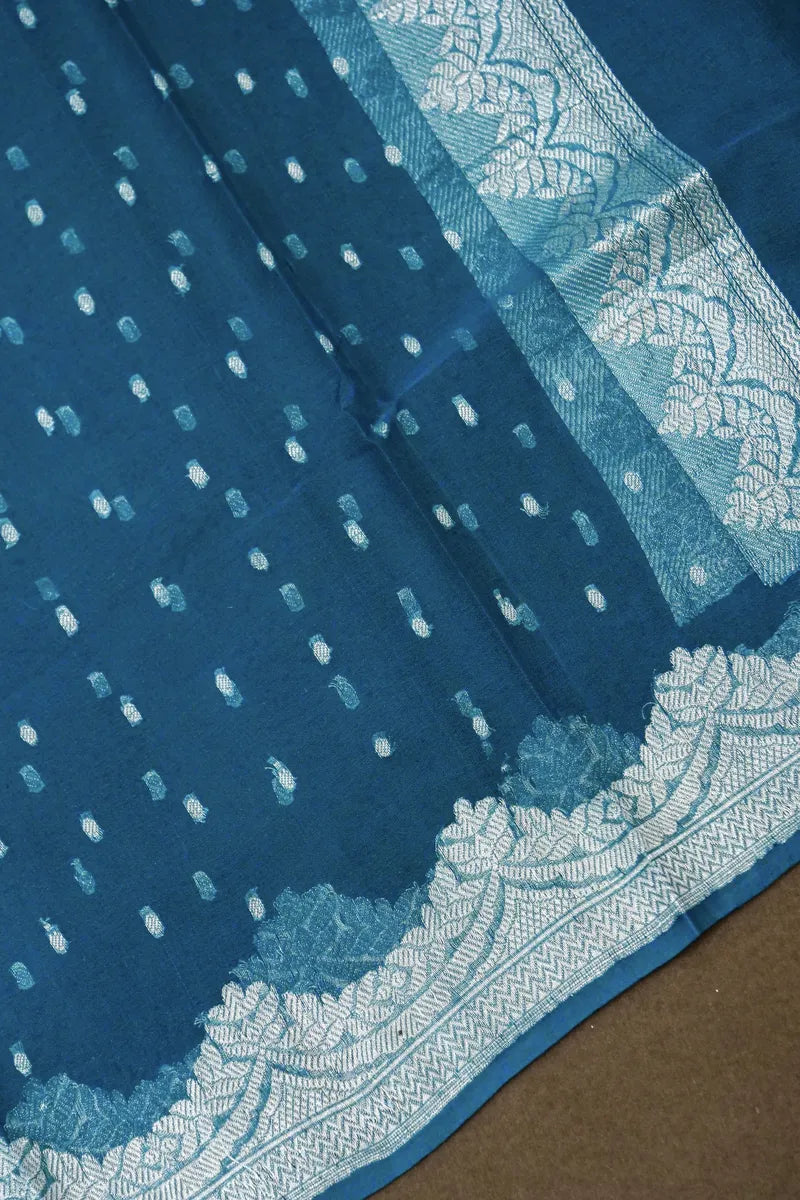 Laxmi_Sarees_Varanasi_0011055760