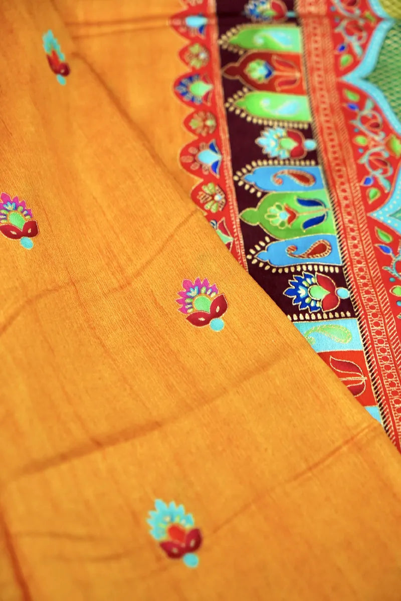 Laxmi_Sarees_Varanasi_0011098975