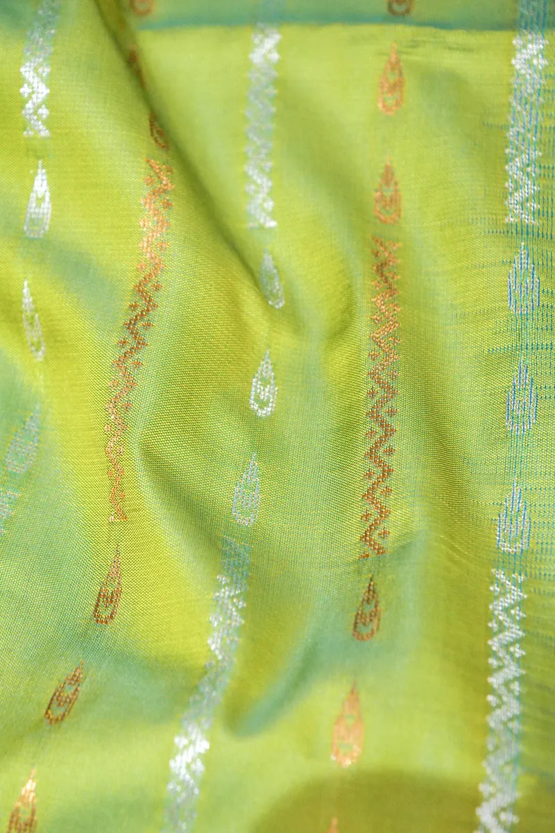 Laxmi_Sarees_Varanasi_0011117765