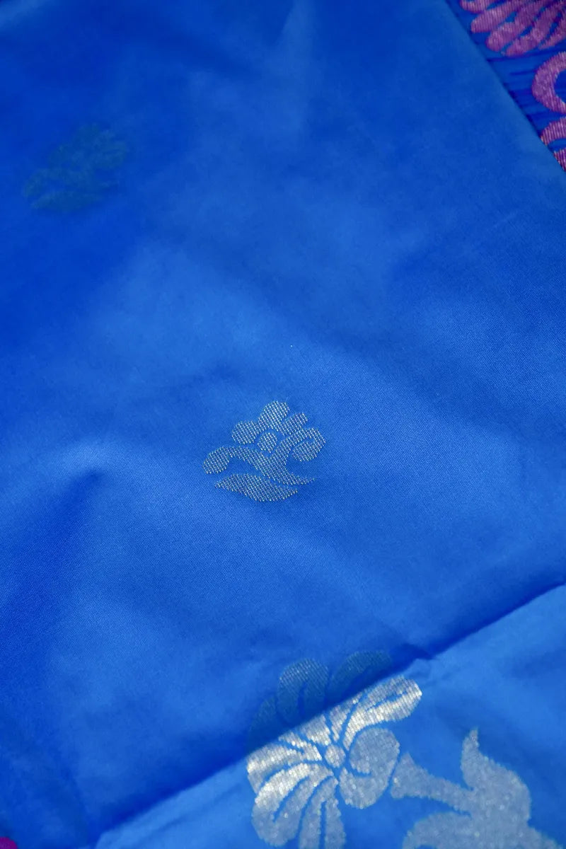 Laxmi_Sarees_Varanasi_0011117975