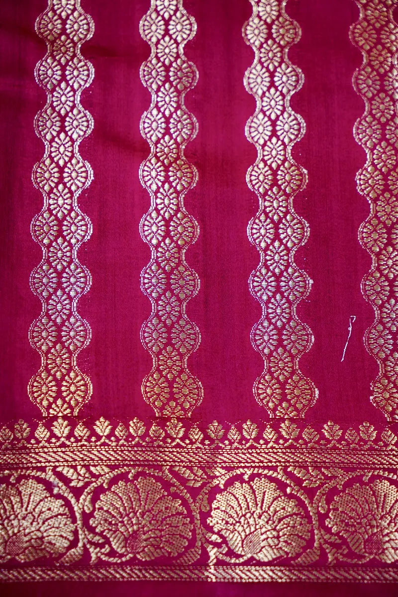 Laxmi_Sarees_Varanasi_0011163563