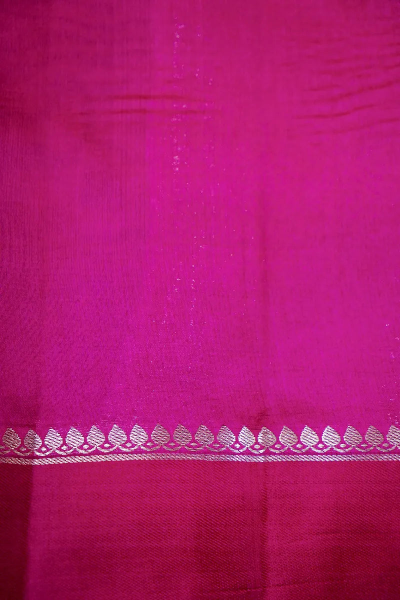 Laxmi_Sarees_Varanasi_0011163623