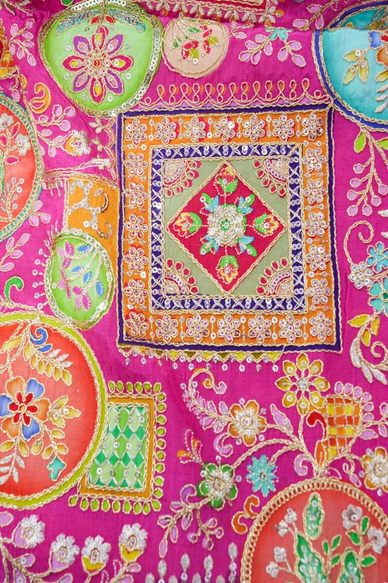 Laxmi_Sarees_Varanasi_0011171302