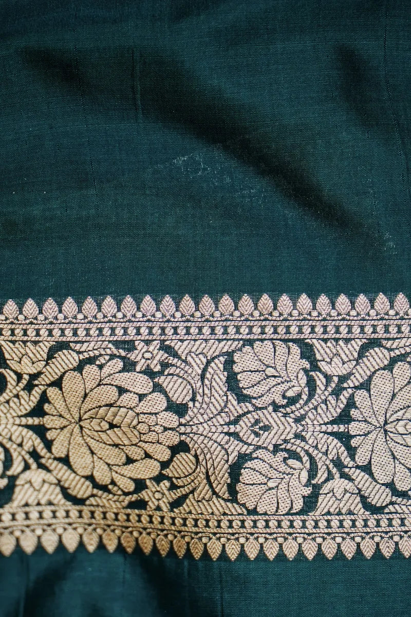 Laxmi_Sarees_Varanasi_001995115