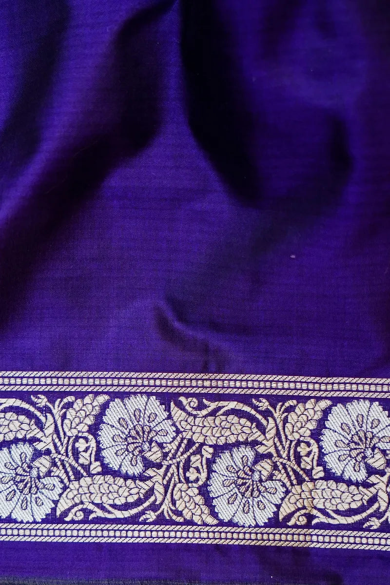 Laxmi_Sarees_Varanasi_001995124