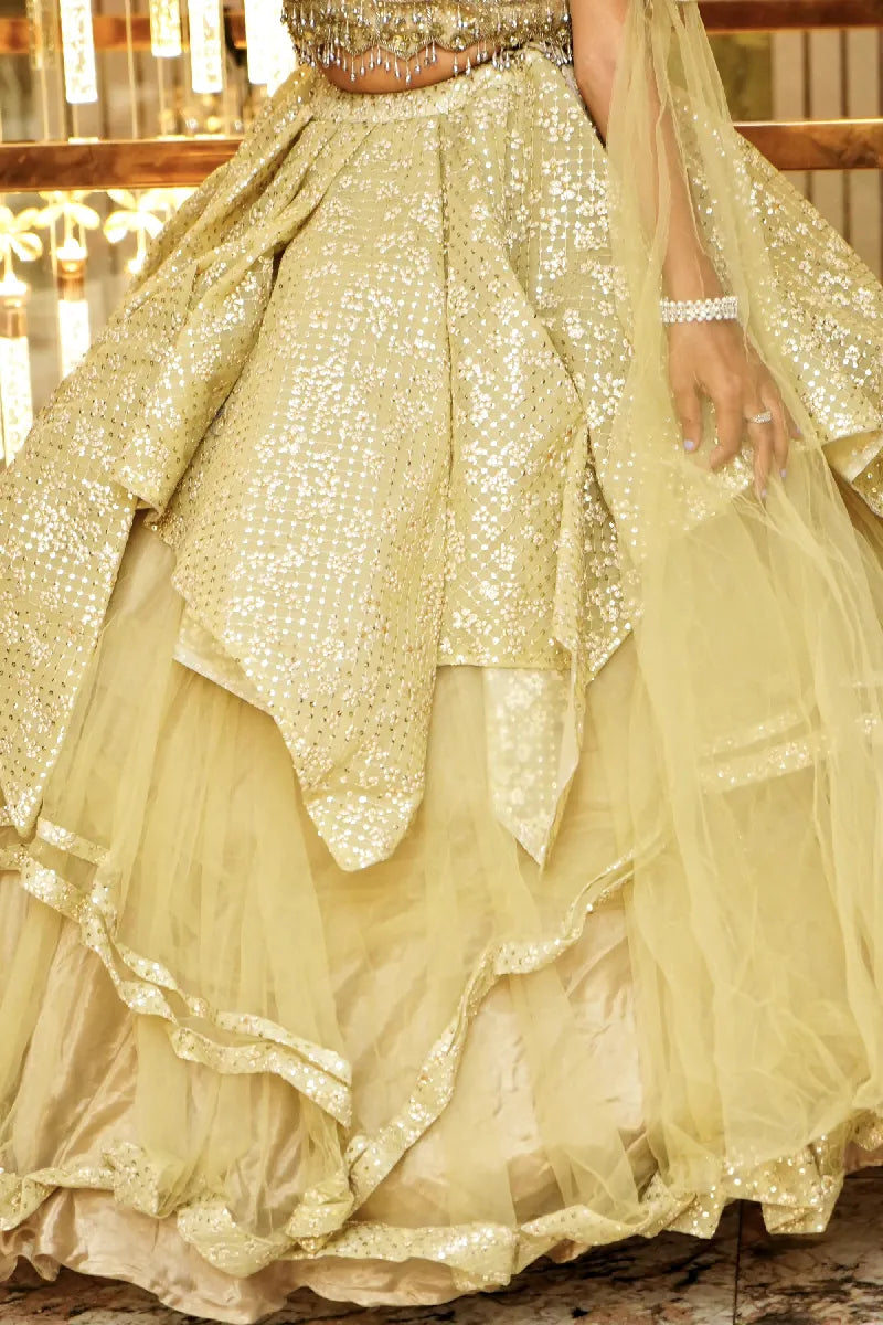 Laxmi_Sarees_Varanasi_00286505