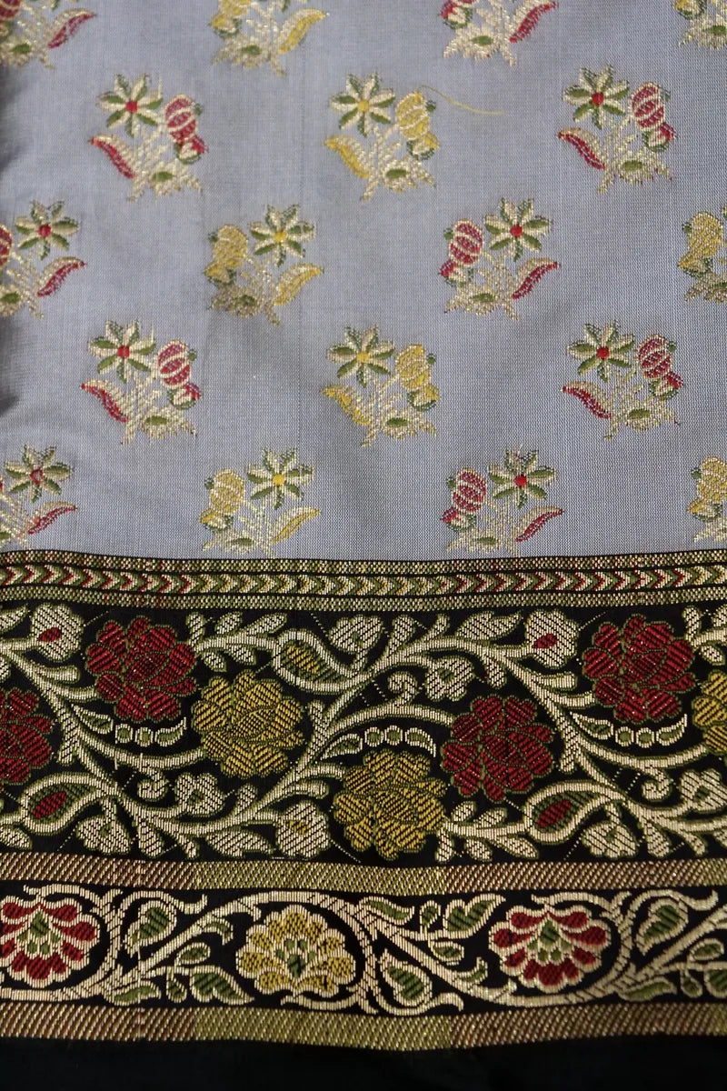 Laxmi_Sarees_Varanasi_0011055544