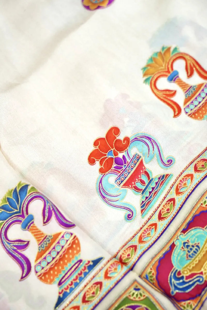Laxmi_Sarees_Varanasi_0011099023