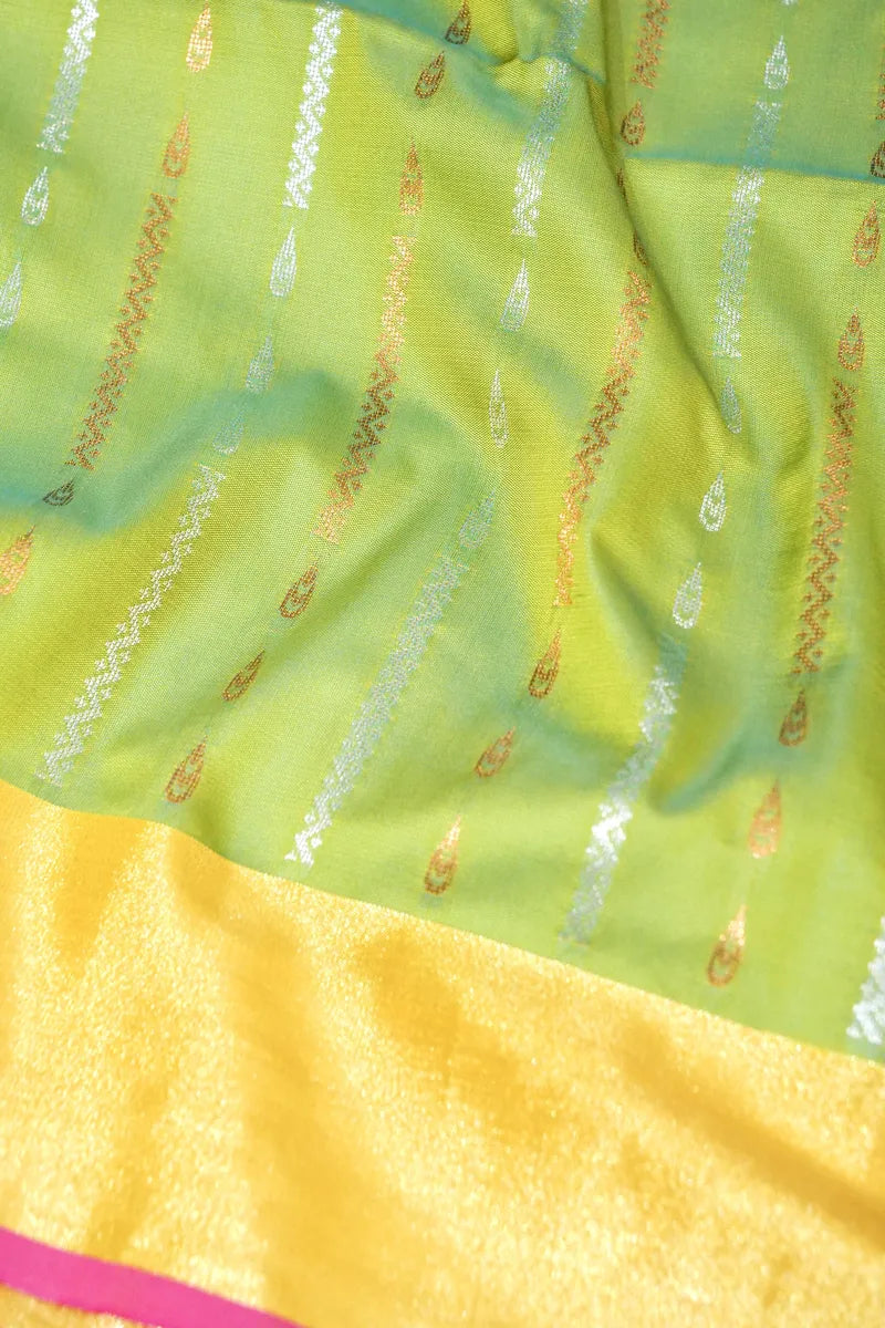 Laxmi_Sarees_Varanasi_0011117765