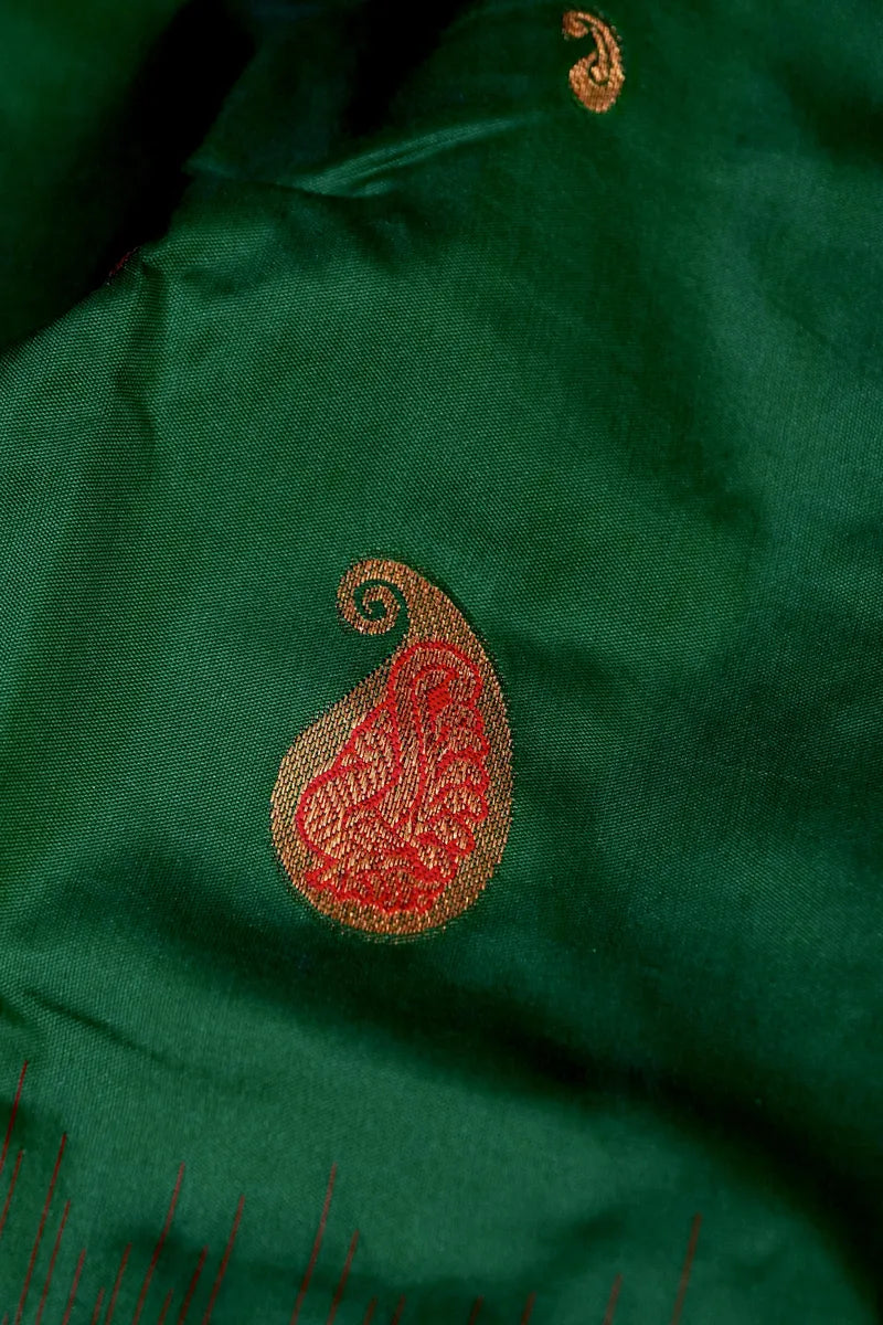 Laxmi_Sarees_Varanasi_0011117941