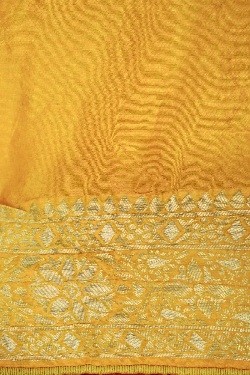 Laxmi_Sarees_Varanasi_0011166824