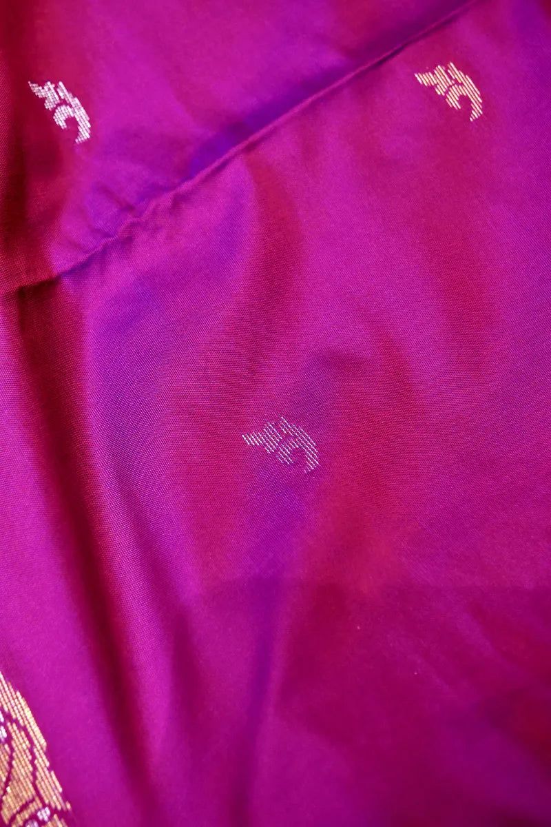 Laxmi_Sarees_Varanasi_0011117802