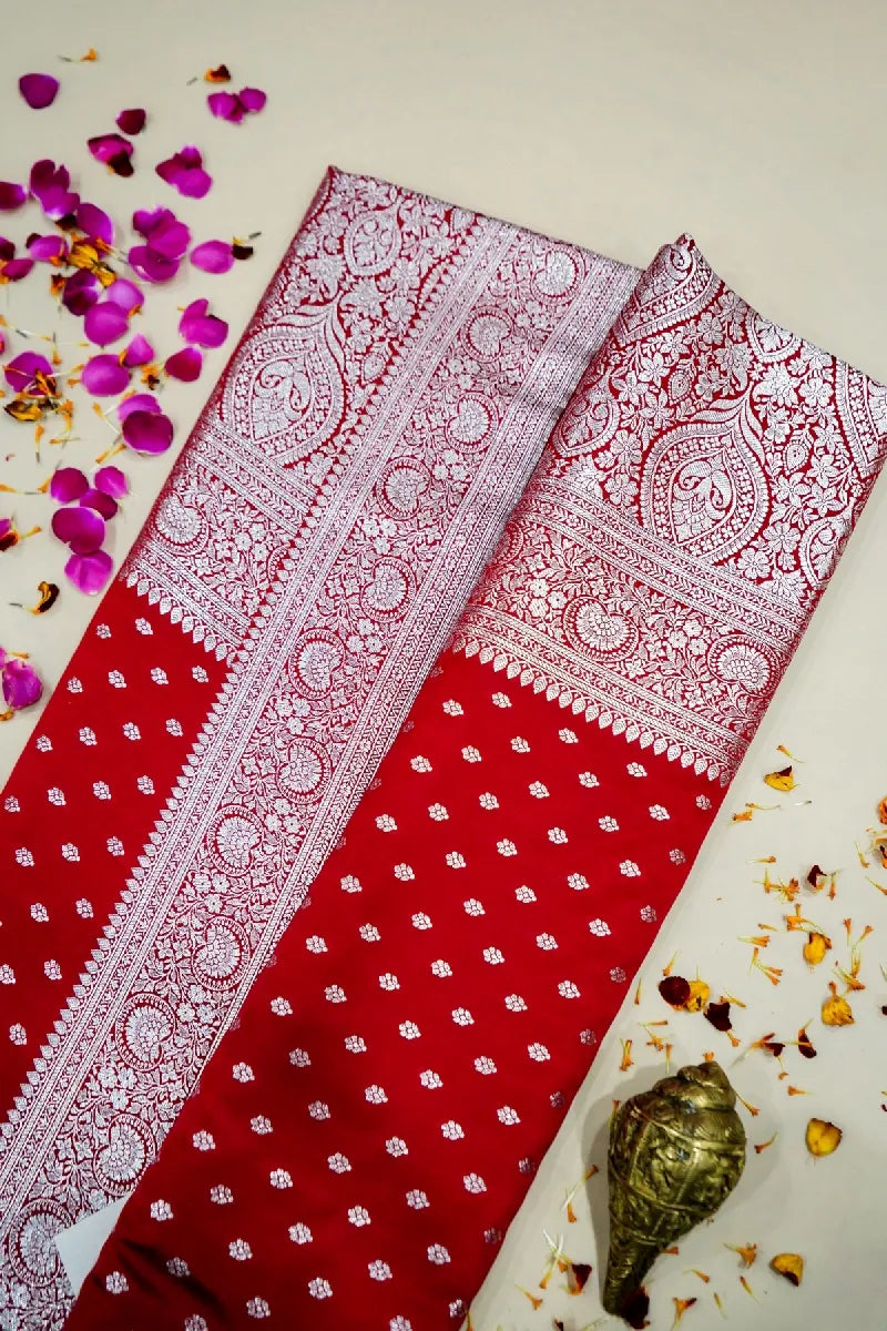 Banarasi silk showroom Varanasi