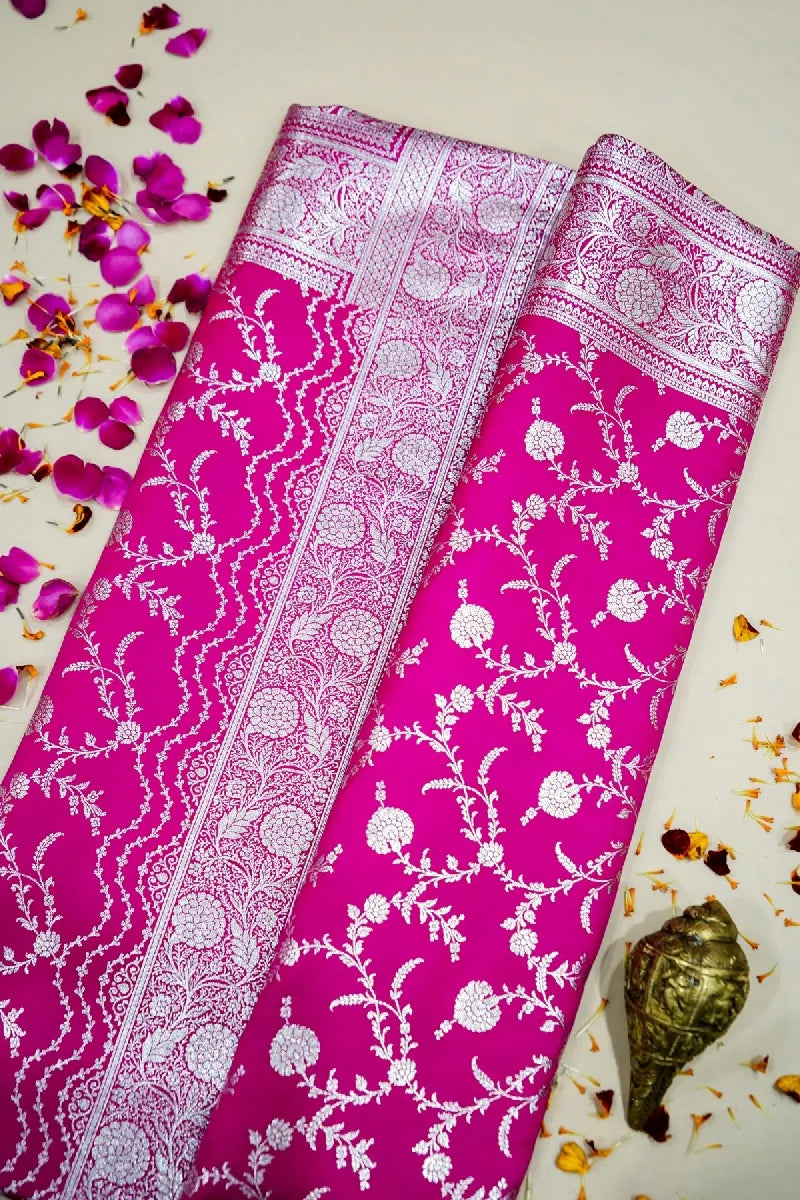 traditional Indian sarees Varanasi