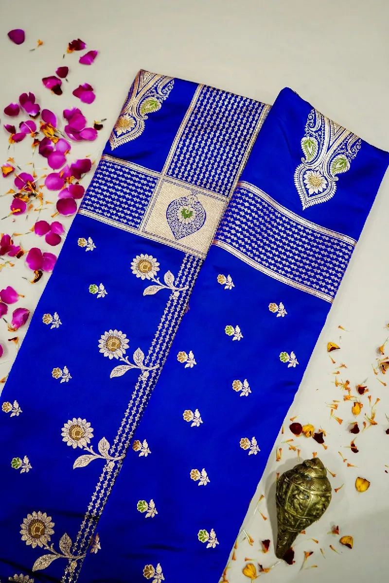 authentic silk weaving store