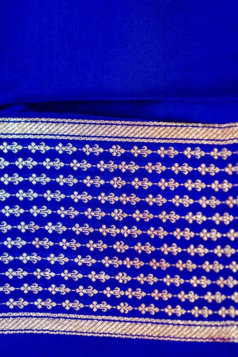 authentic silk weaving store