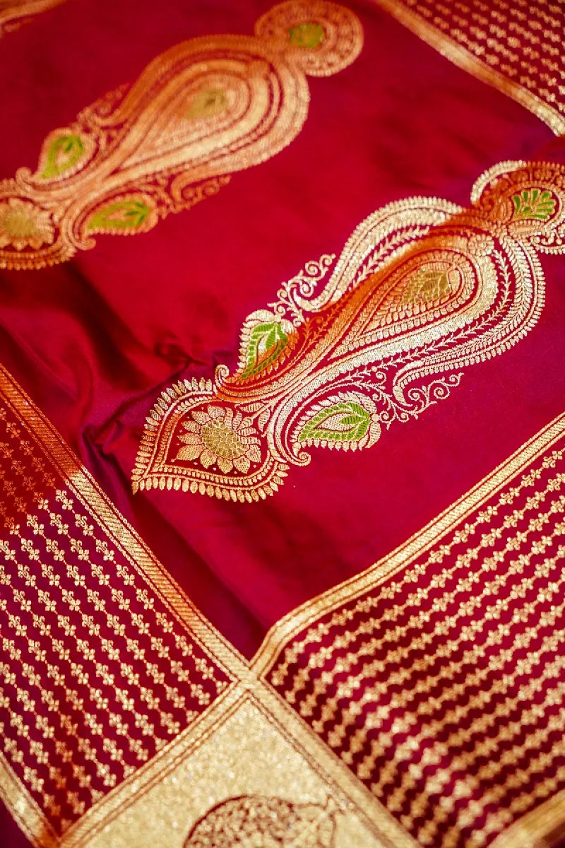 GI tagged Banarasi saree shop