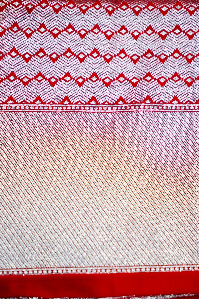 authentic silk weaving store