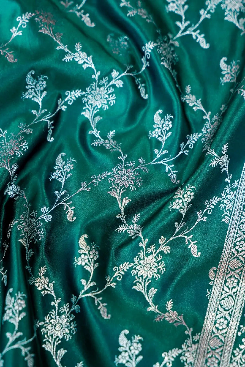 saree store near me Varanasi