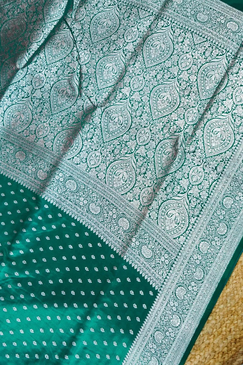 best place to buy sarees in Varanasi