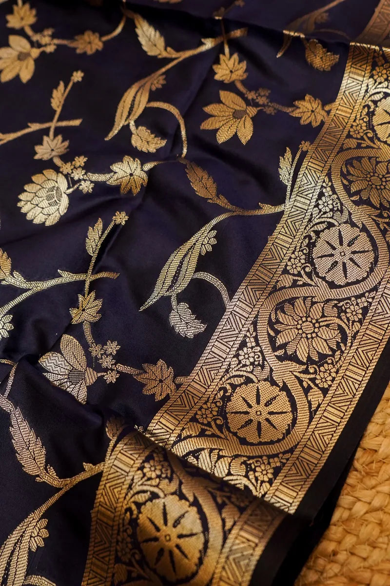 Best Saree Shop in Varanasi for bridal and designer sarees
