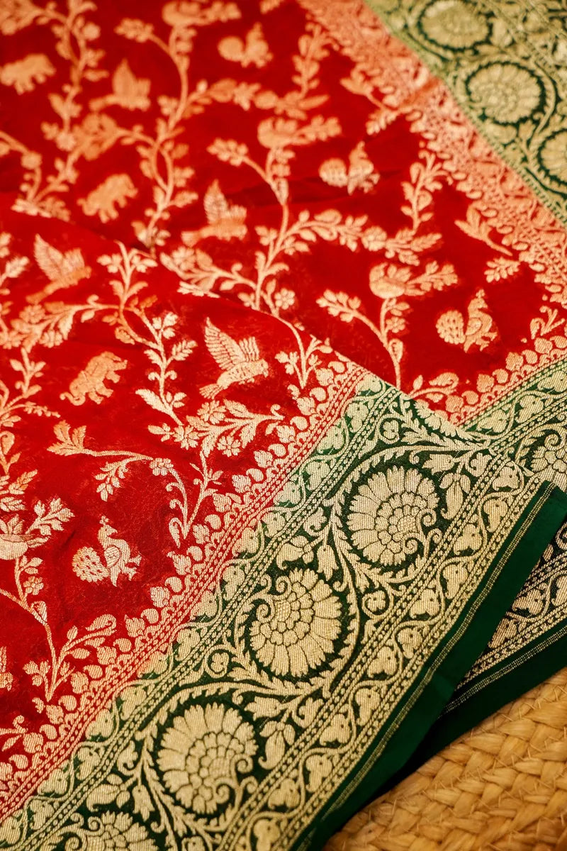 RED WITH GREEN COLOR HANDLOOM KHADDI GEORGETTE SAREE