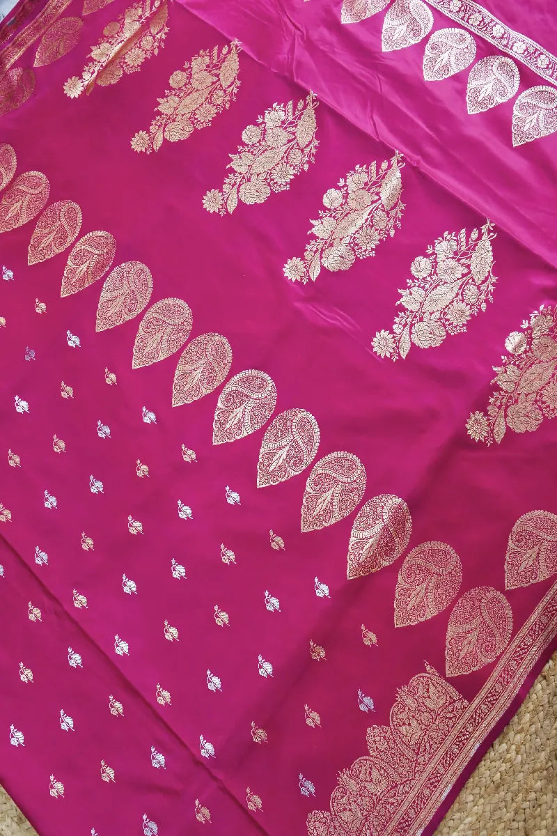 Premium saree shop in Varanasi