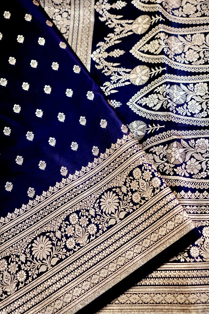 Ethnic boutique in Varanasi