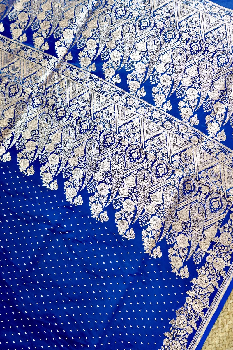 Wedding saree shop in Varanasi