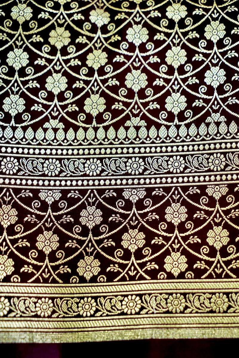 Linen saree store Varanasi