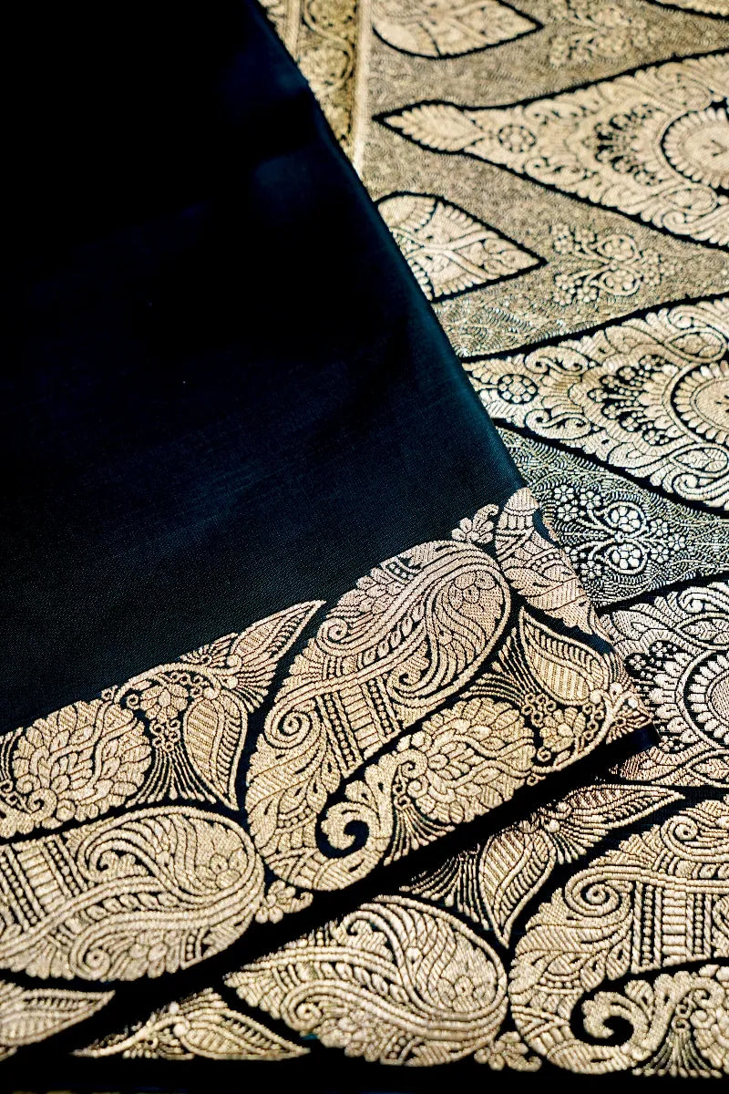 Ikkat sarees Varanasi