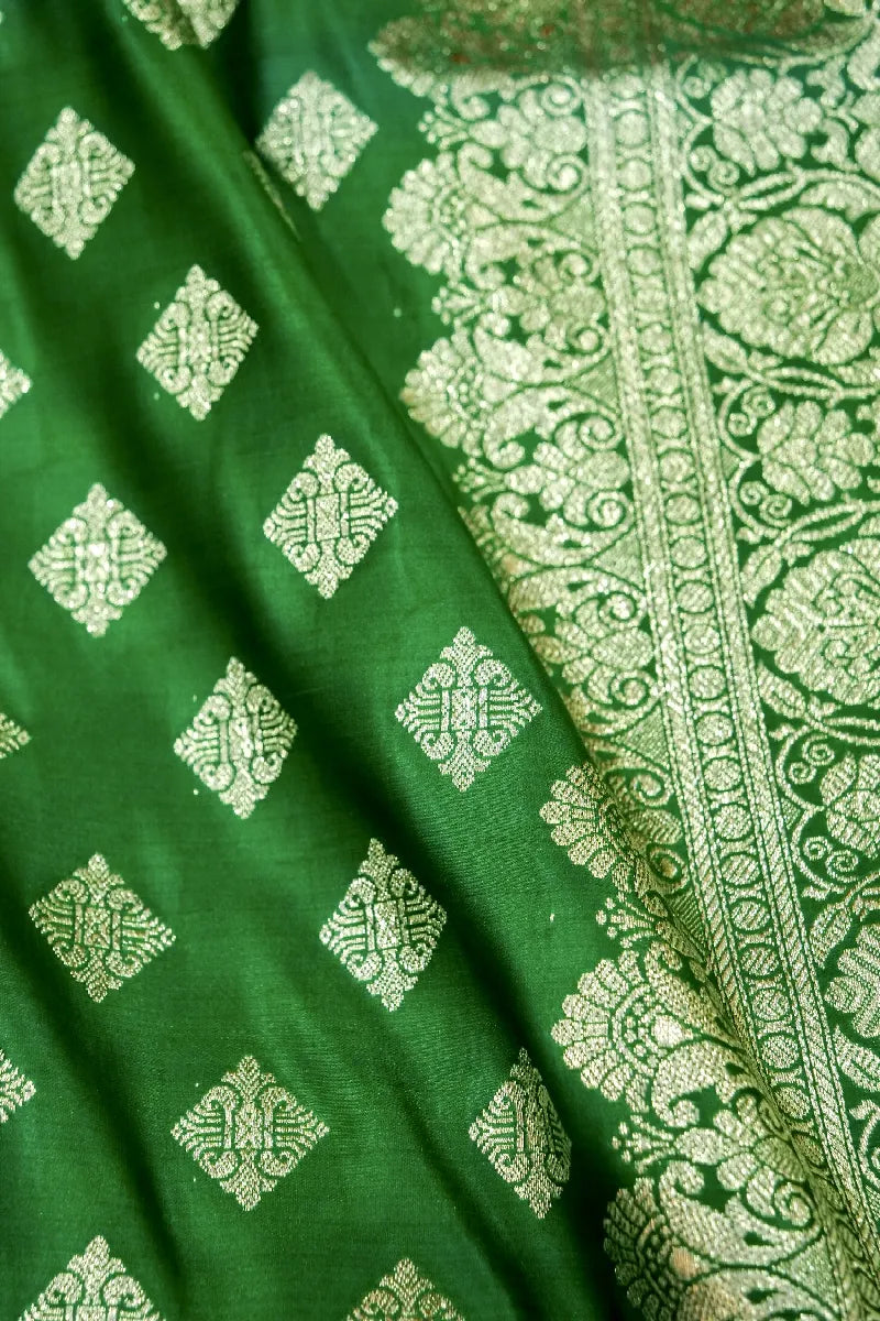 MEHENDI GREEN COLOR BANARASI SILK SAREE