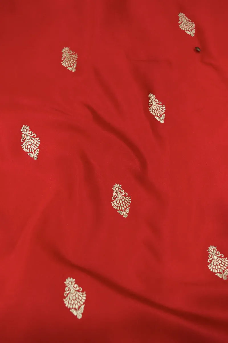 Banarasi saree store in Varanasi for gifting