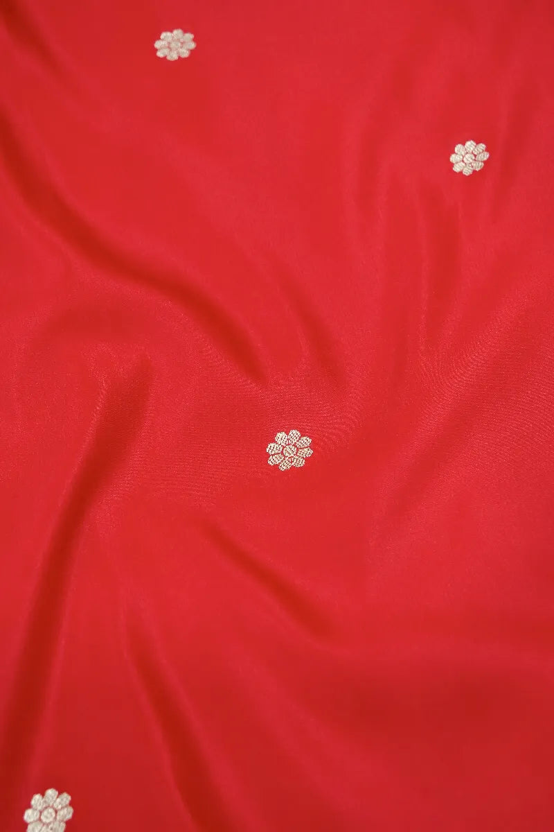 Laxmi Saree Ghar best silk sarees in Varanasi