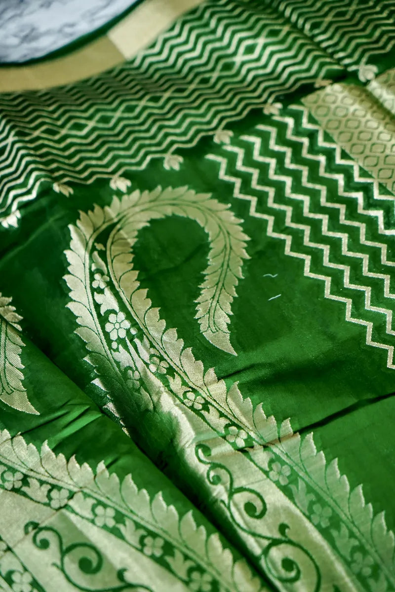 BOTTLE GREEN COLOR PURE DUPIAN SILK SAREE