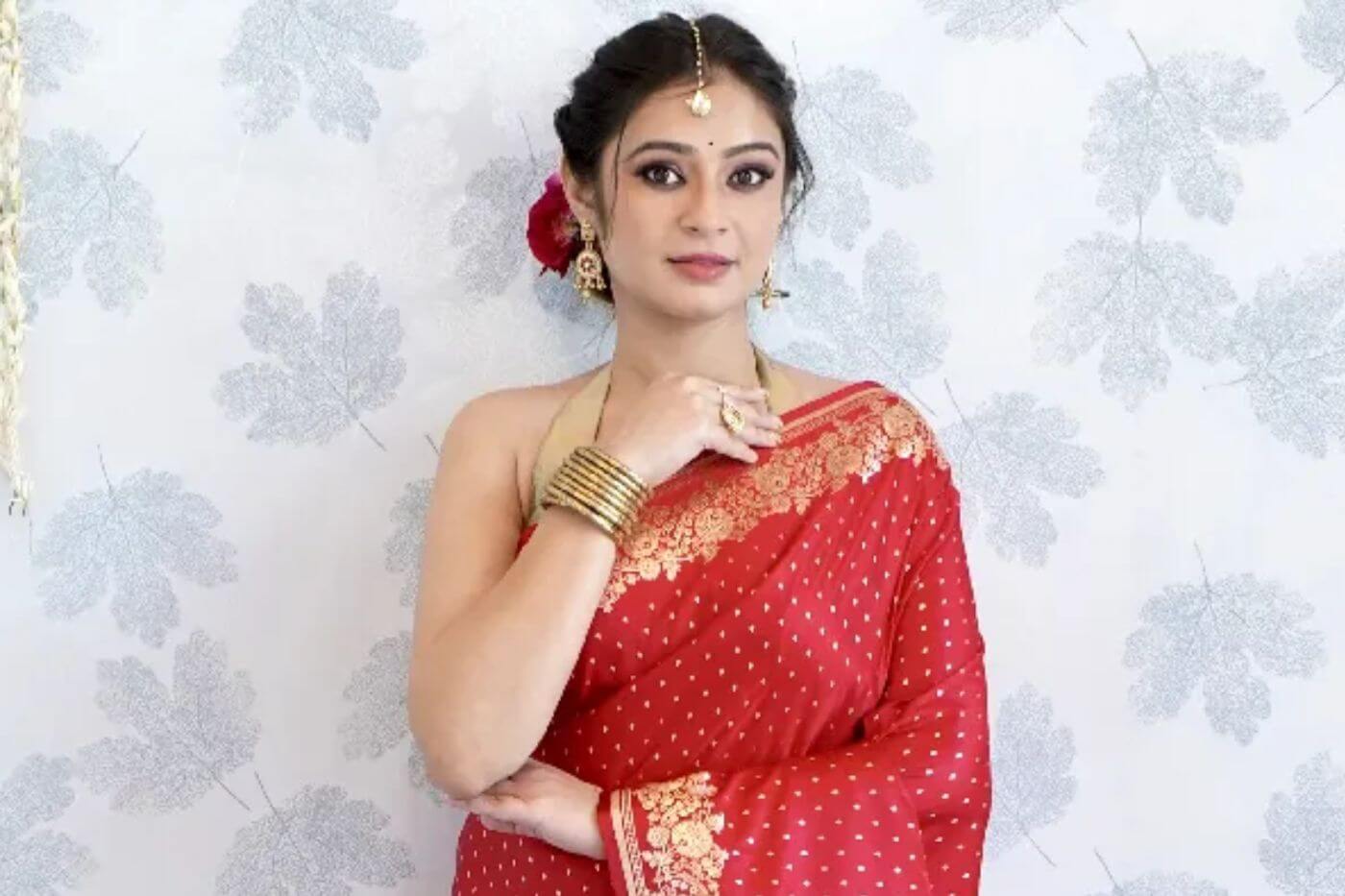 Why Every Woman Should Own a Banarasi Saree: 7 Timeless Reasons