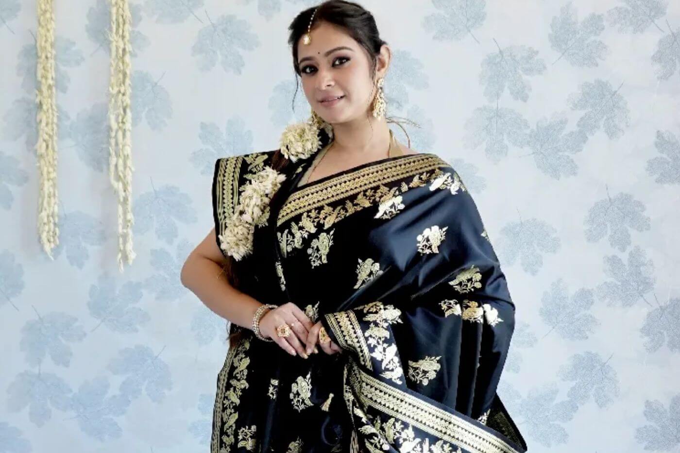 How to Style a Banarasi Saree for Weddings, Festivals, and Parties in 2026