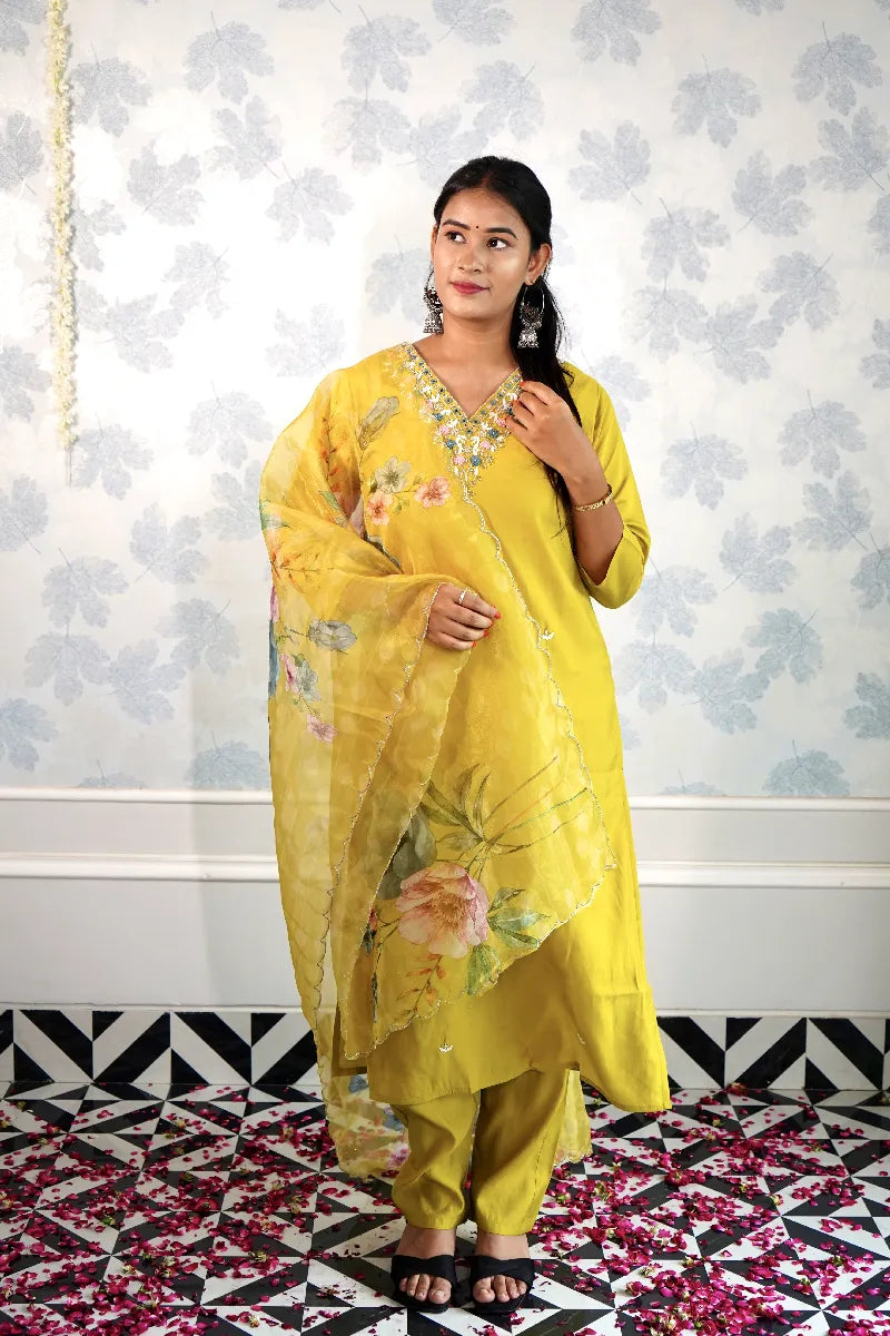 AMBER AURA - CLASSIC YELLOW SILK SUIT SET